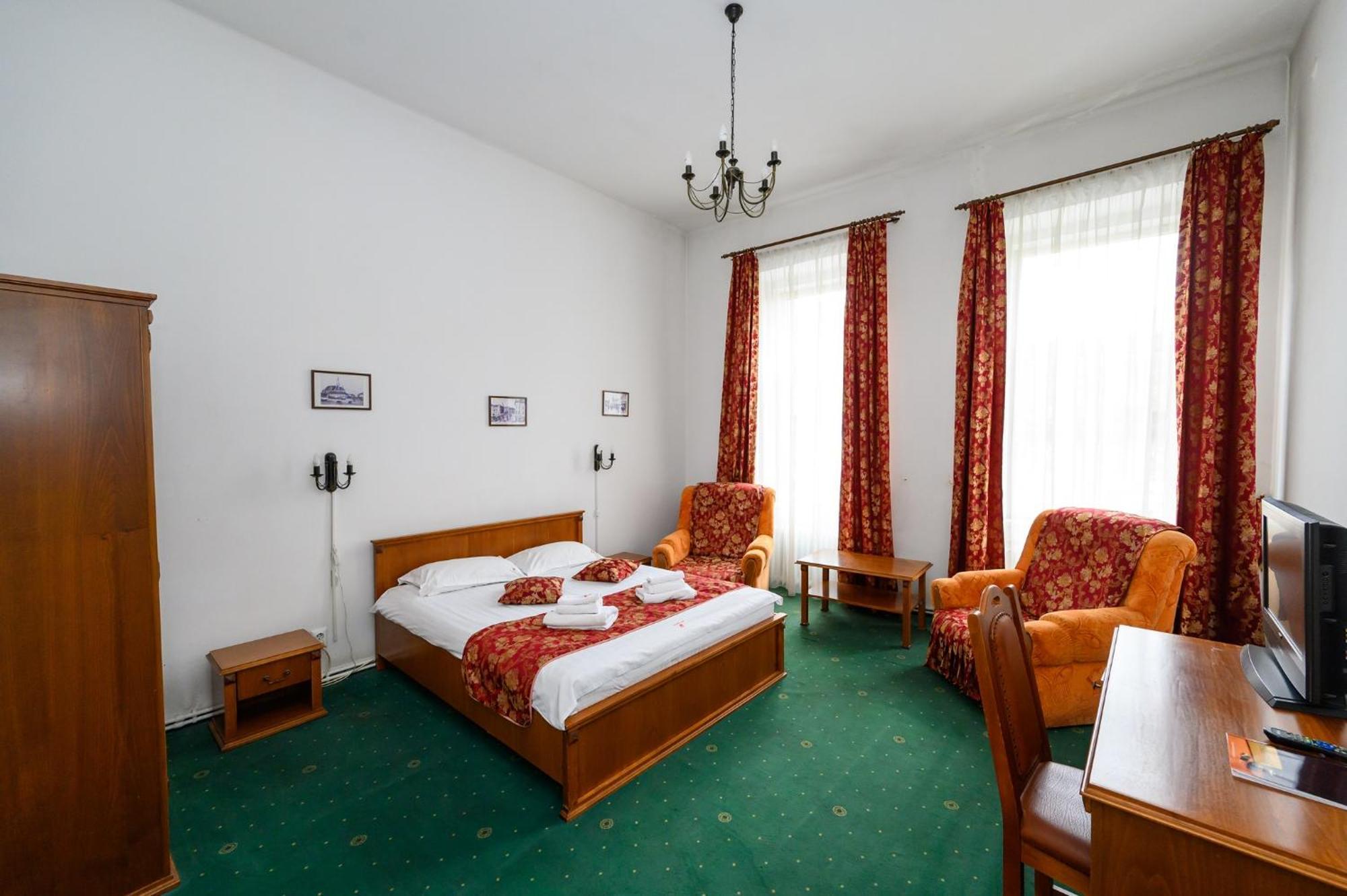 Hotel Transilvania 3*